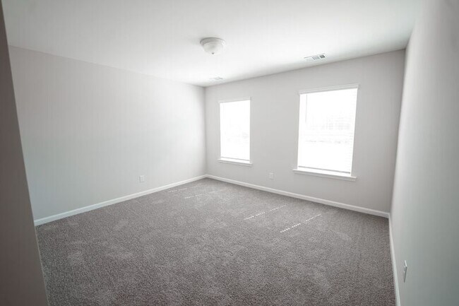 Building Photo - 125 Chilburn Cir