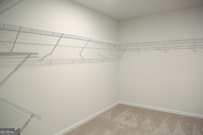 Building Photo - 19 Springwood Ln