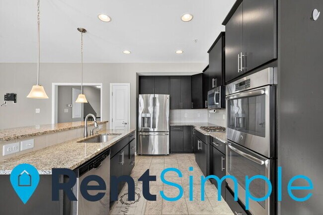 Building Photo - 7485 Brunson Cir