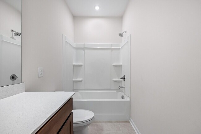 Building Photo - "Spacious 3-Bed Townhouse  with 2.5 Baths at 217 Brooks Springs Drive, Fort Mill!"