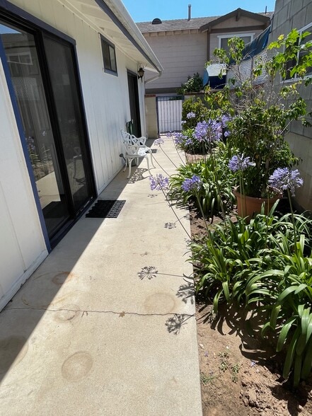 Building Photo - 1816 Marshallfield Ln