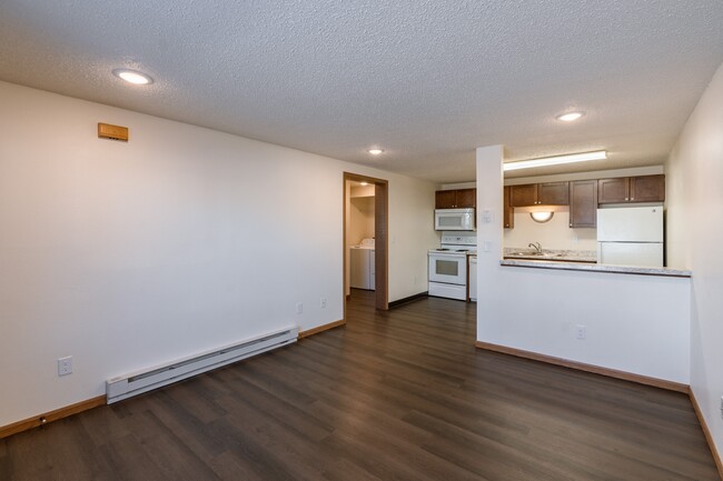 Fargo, ND Berkshire Apartments | Living - Berkshire