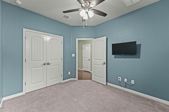 Building Photo - 416 Gabrielle Anne Dr