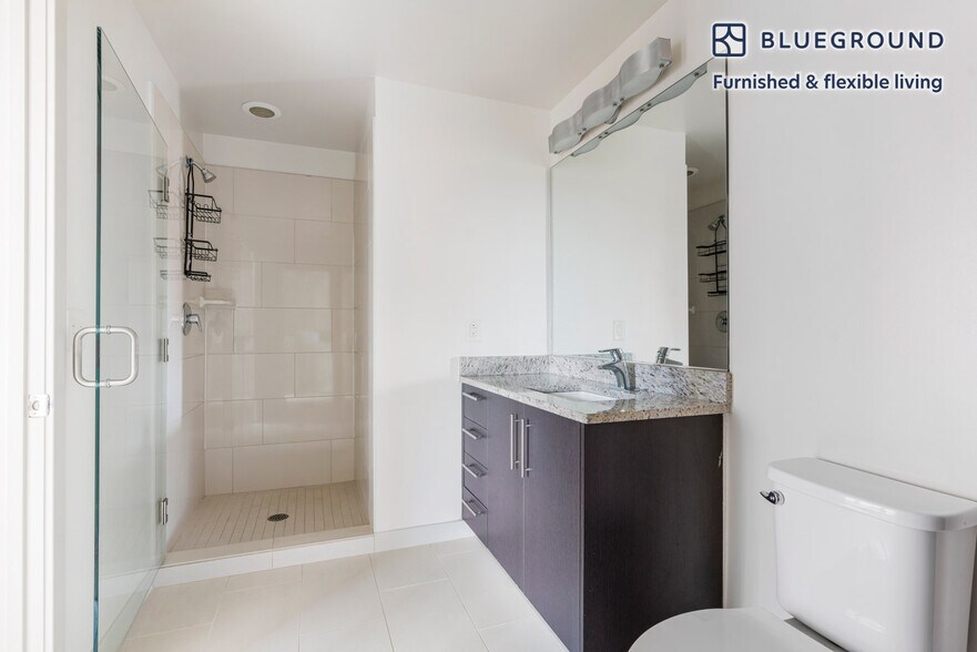 Building Photo - 1128 N Irving St