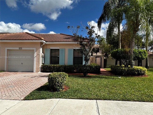 Building Photo - 691 SW 158th Way