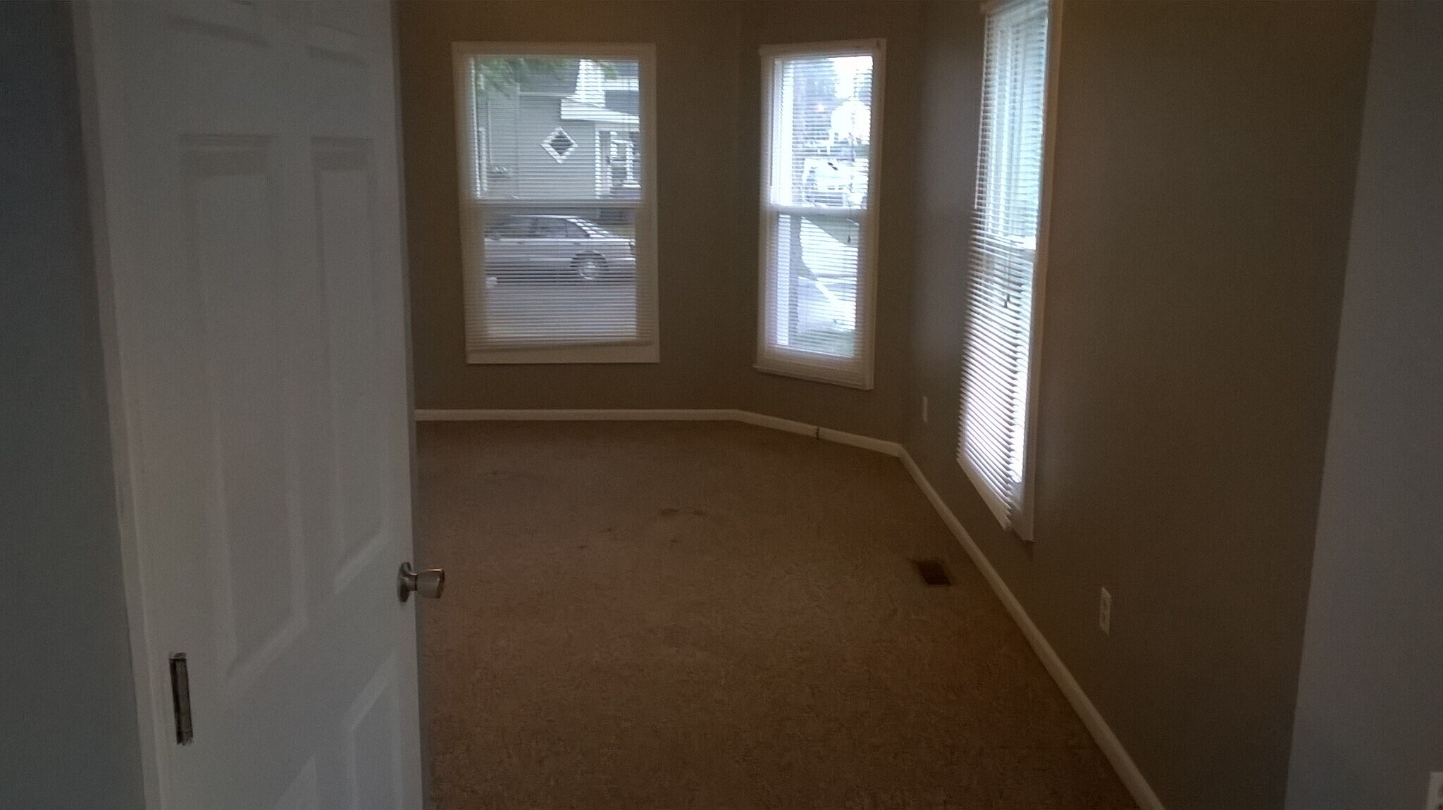 Building Photo - 759 Veto St NW