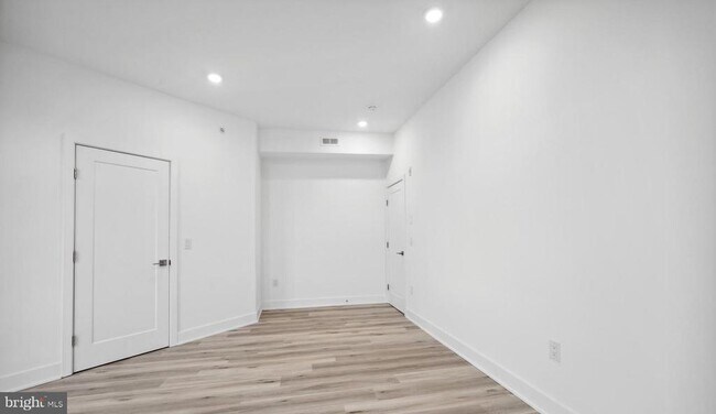 Building Photo - 2301 Grays Ferry Ave