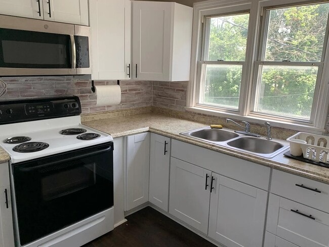 Building Photo - 1524 Juniper St