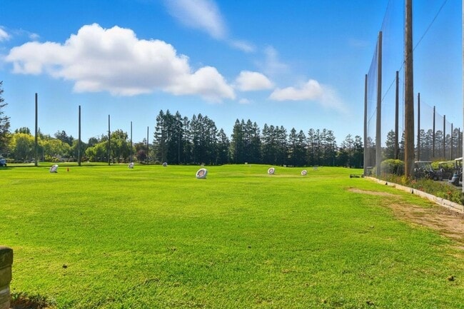 Building Photo - 5302 Cribari Heights