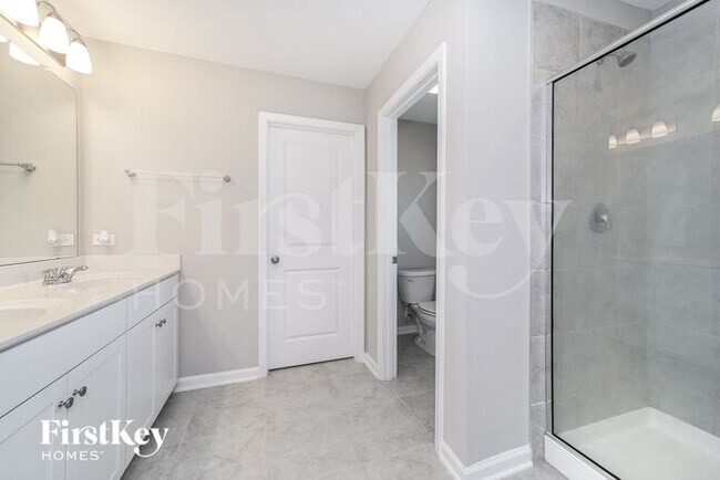 Building Photo - 75302 Plumbago Trce