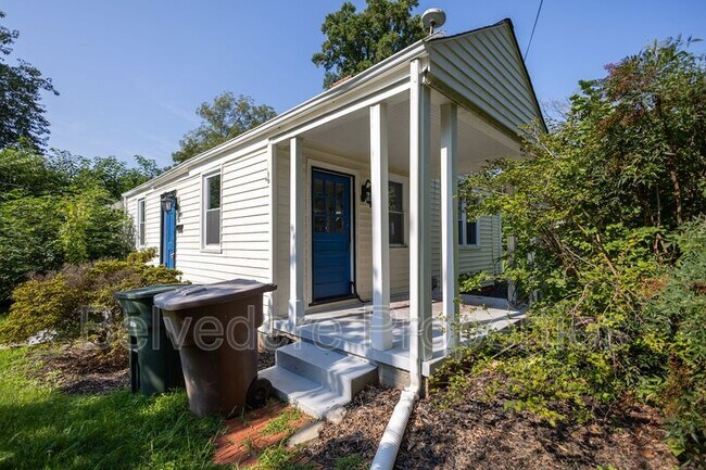 Building Photo - 1109 Cleburne St