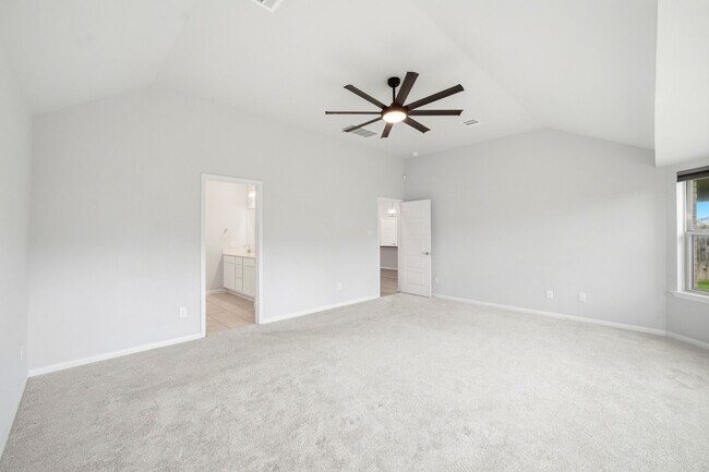 Building Photo - 19218 Jenny Creek Ct