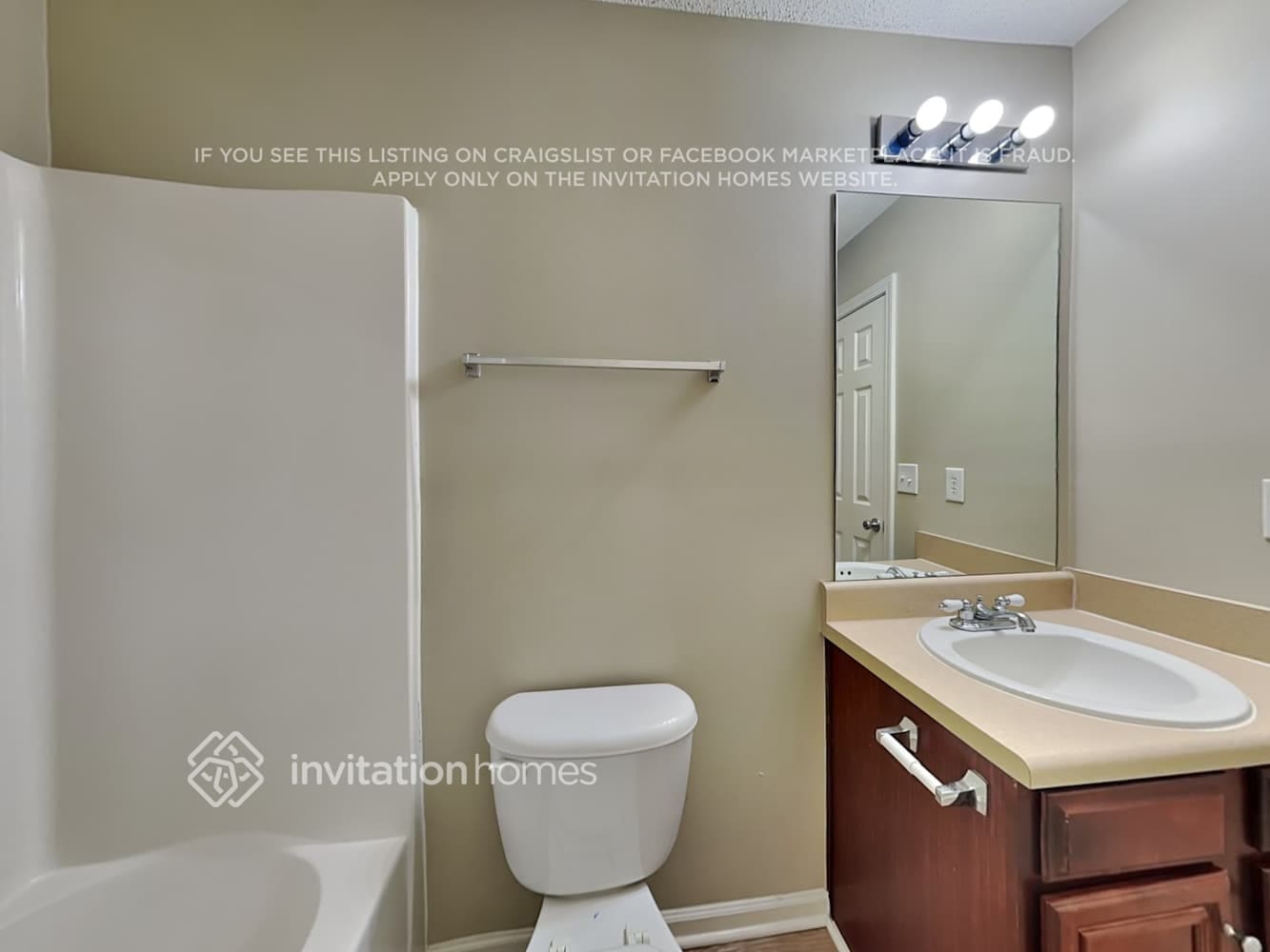 Building Photo - 1923 Tulip Petal Rd