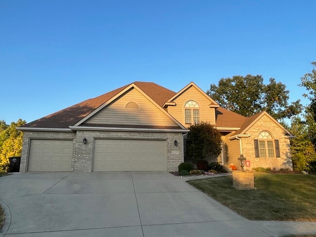 Primary Photo - 12007 Waterside Ct