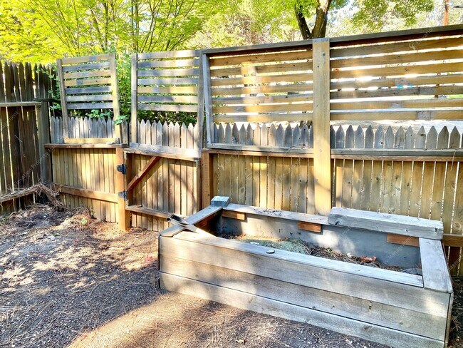 Building Photo - West Hills Gem with Timeless Charm and Mod...