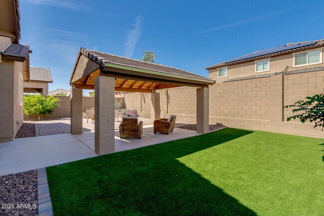 Building Photo - 21450 W Almeria Rd
