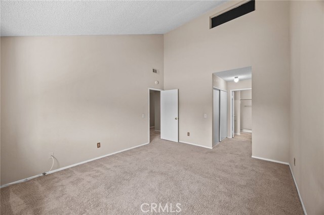 Building Photo - 760 Golden Springs Dr
