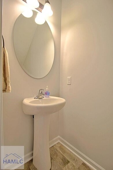 Building Photo - 1033 Turpentine Trl