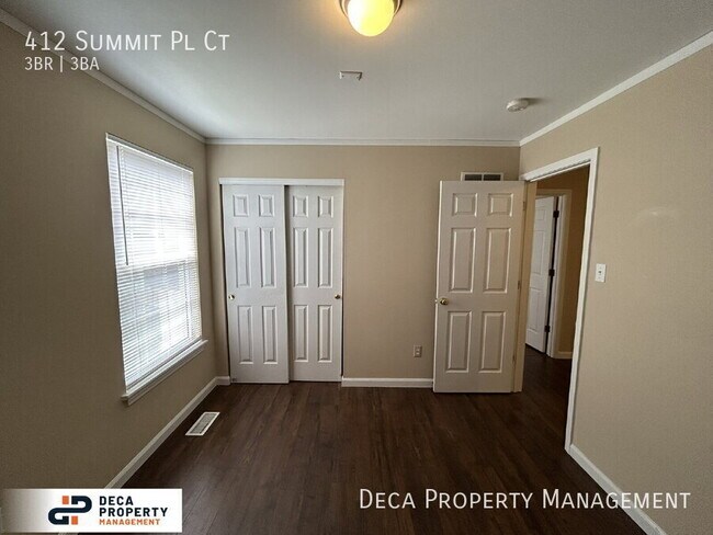 Building Photo - 412 Summit Pl Ct
