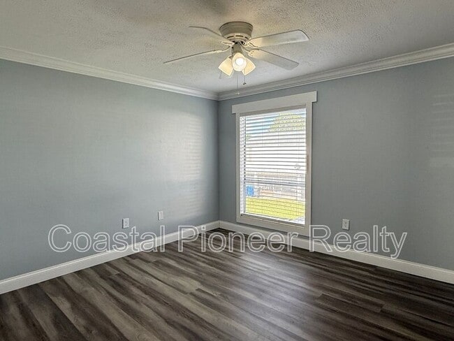 Building Photo - 11815 Cypress Hill Cir
