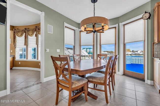 Building Photo - 3110 Windsor Ave