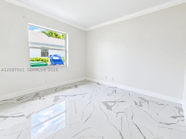 Building Photo - 2375 NW 123rd Ave