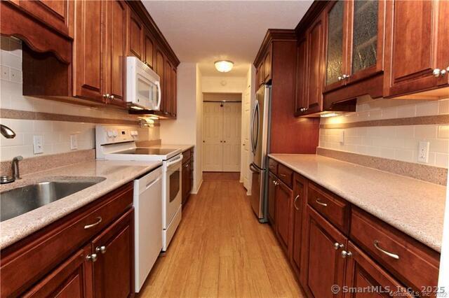 Building Photo - 1 Strawberry Hill Ave