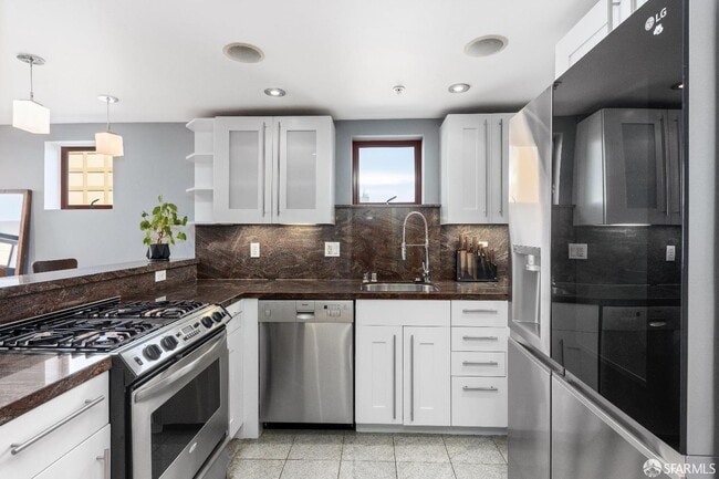 Building Photo - 1025 Minna St