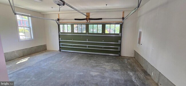 Building Photo - 418 Chapel Alley