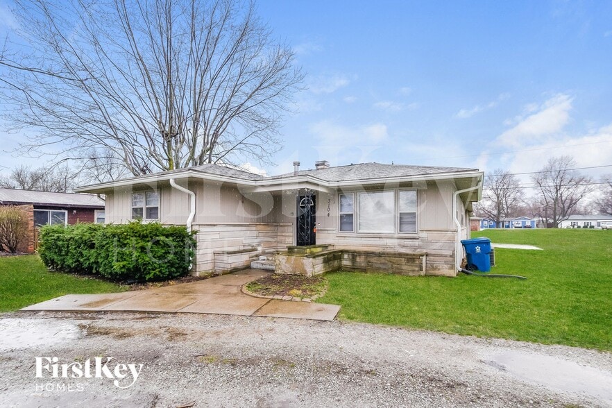 Building Photo - 3104 S Kercheval Dr