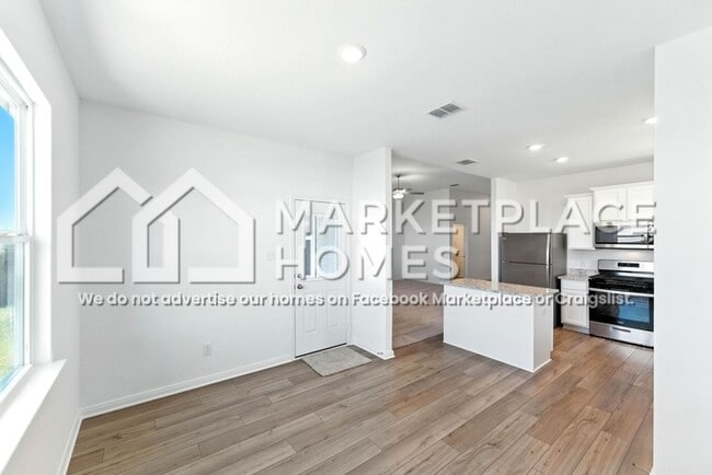 Building Photo - 1151 Amy Dr
