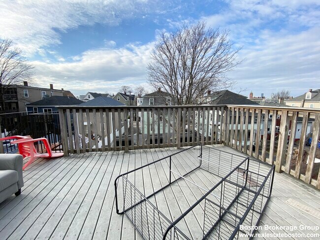 Building Photo - 29 Spring Garden St