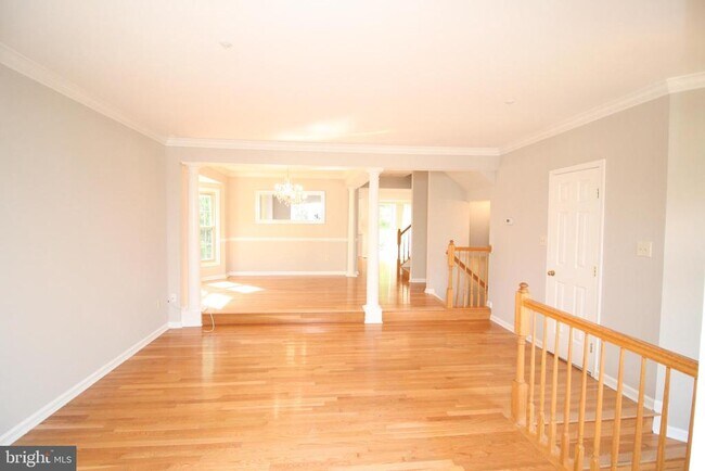 Building Photo - 10137 Treble Ct