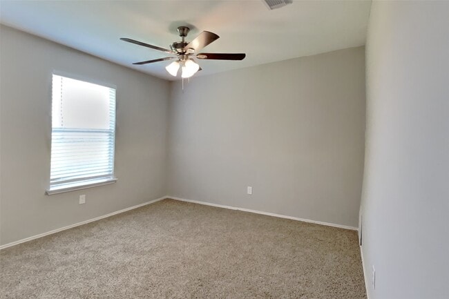 Building Photo - 11818 Sandy Stream Dr