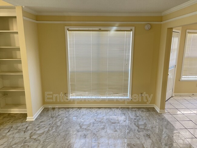 Building Photo - 4155 Tunbridge Pl