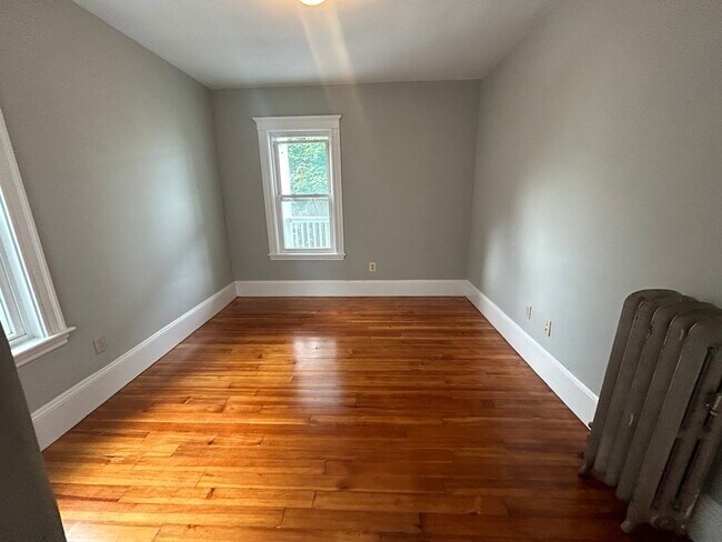 Building Photo - 83 Conwell Ave