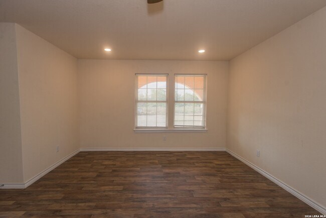 Building Photo - 11622 Obrien Rd