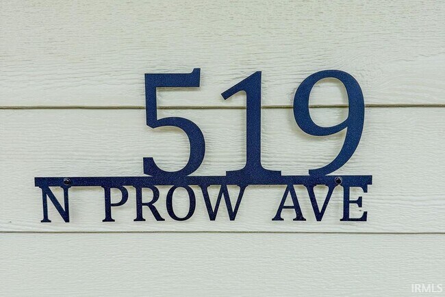 Building Photo - 519 N Prow Ave