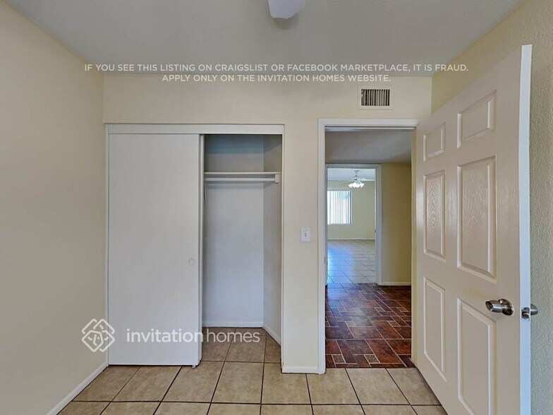 Building Photo - 8008 W Mescal St