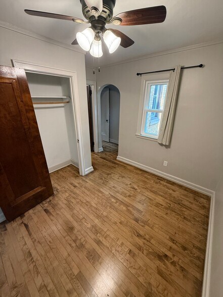 Building Photo - 517 N 66th St