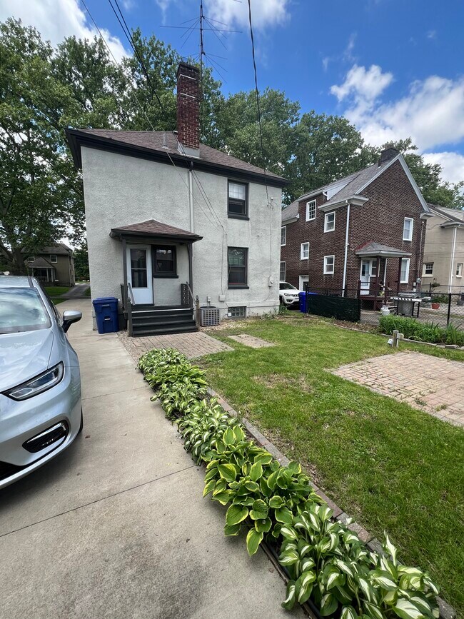 Building Photo - 437 Pennsylvania Ave.