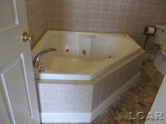 Building Photo - 9987 M 50