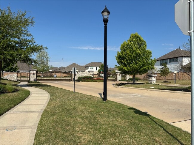 Building Photo - 11910 Bazley Knoll Dr