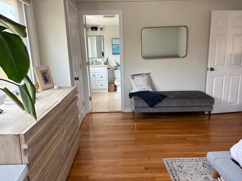 Building Photo - 89 Thorndike St