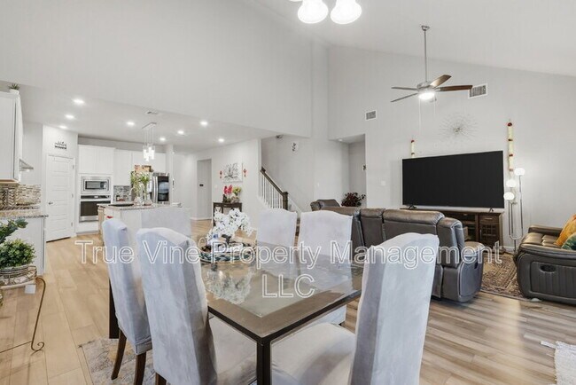 Building Photo - 12108 Icon Rdg