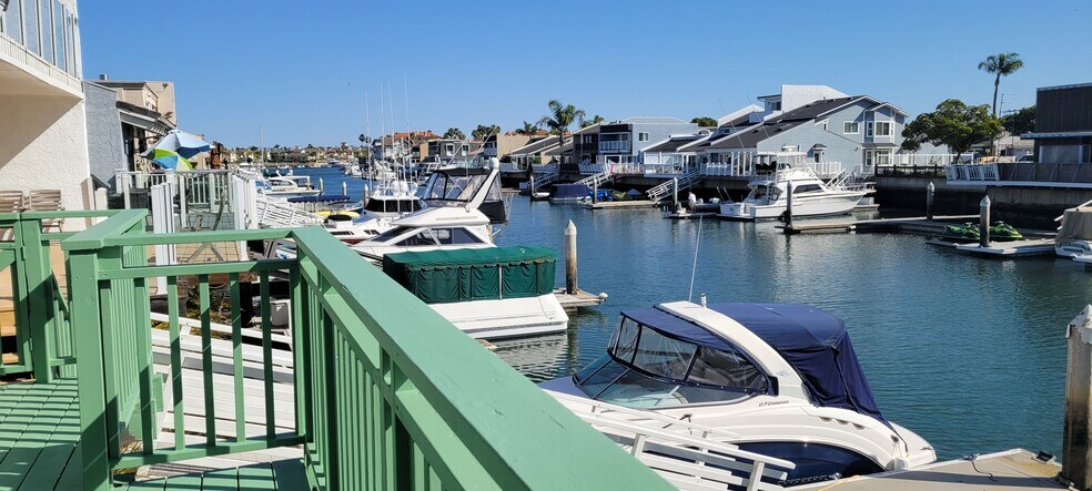 Patio looking down harbor - 4640 Eastbourne Bay
