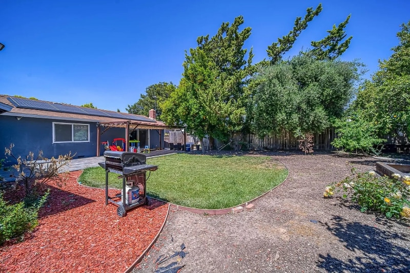 Building Photo - 1158 Pembridge Dr