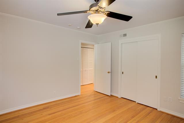 Building Photo - 942 Bridget Dr