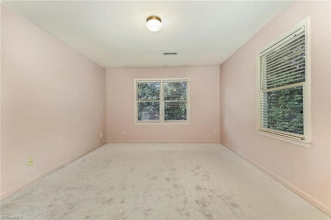 Building Photo - Earn Wealth While Leasing - Like a Homeown...