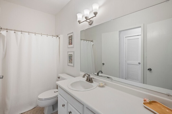 Building Photo - 173 Norris Dr